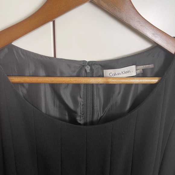 Lovely black color Calvin Klein dress. New without tag. Classical style. - Picture 8 of 8